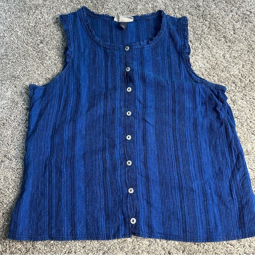 Universal thread linen flutter sleeve button down tank top small blue stripe